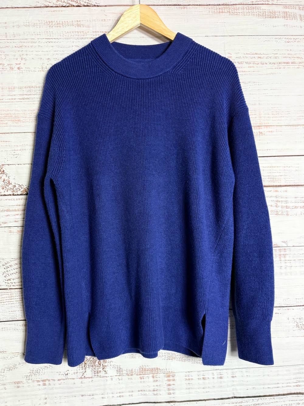 Lululemon Sweater Women's 8 Blue Merino Wool Blend Crewneck Pullover Long Sleeve